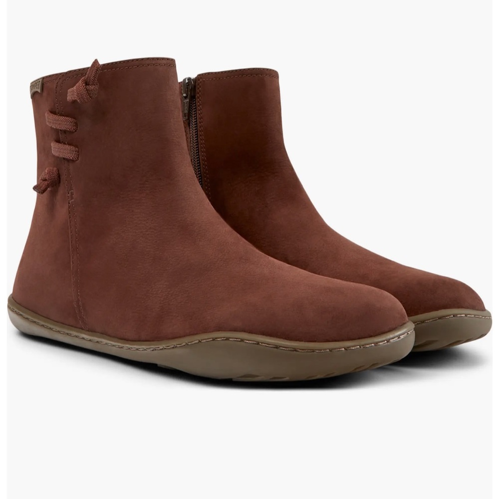 New In Box Camper Peu Chelsea Boot in Brown Size 41/11